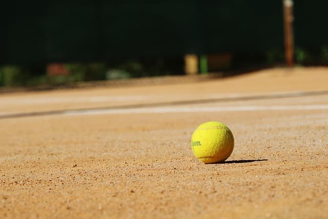 Les bienfaits méconnus du tennis sur votre bien-être